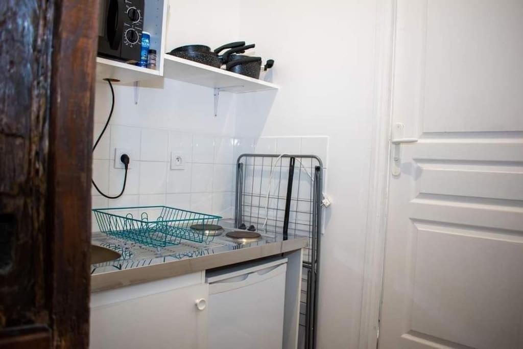 Studio Charmant Confortable Tv Centre Ville Louviers Exterior foto